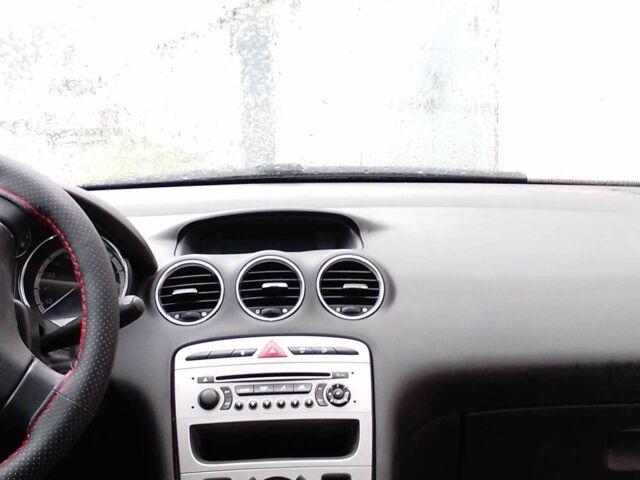 Сірий Пежо 308, об'ємом двигуна 1.6 л та пробігом 194 тис. км за 4300 $, фото 7 на Automoto.ua