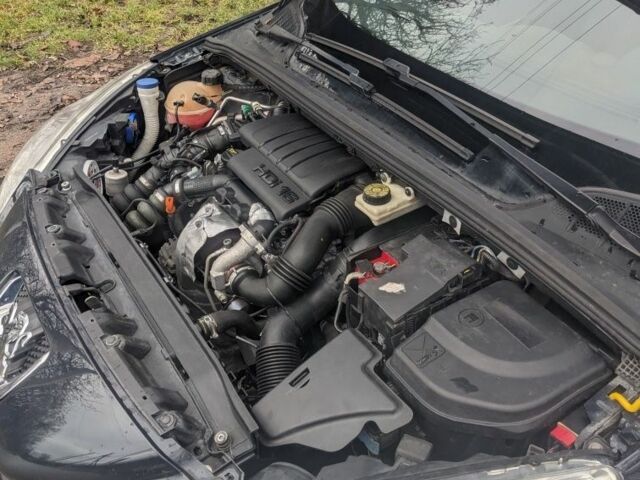 Серый Пежо 308, объемом двигателя 1 л и пробегом 138 тыс. км за 6200 $, фото 12 на Automoto.ua