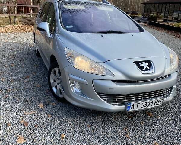 Серый Пежо 308, объемом двигателя 1.56 л и пробегом 255 тыс. км за 5400 $, фото 2 на Automoto.ua
