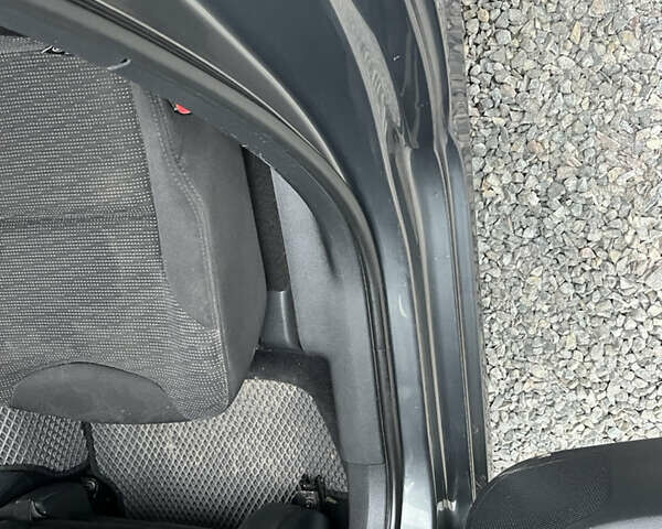 Сірий Пежо 308, об'ємом двигуна 1.56 л та пробігом 309 тис. км за 6000 $, фото 11 на Automoto.ua