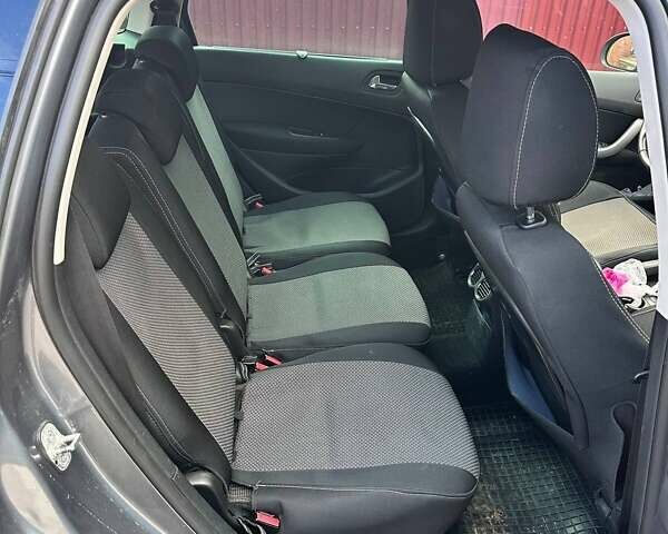 Пежо 308 2011 в Белой Церкве на Automoto.ua Серый Пежо 308, объемом двигателя 1.56 л и пробегом 258 тыс. км за 7000 $, фото 12 на Automoto.ua