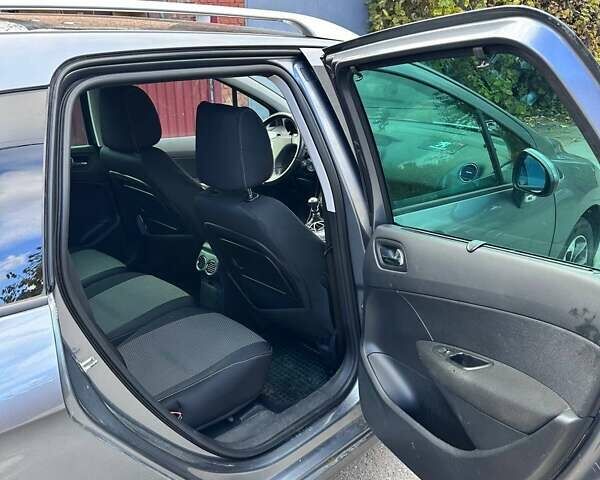 Пежо 308 2011 в Белой Церкве на Automoto.ua Серый Пежо 308, объемом двигателя 1.56 л и пробегом 258 тыс. км за 7000 $, фото 19 на Automoto.ua