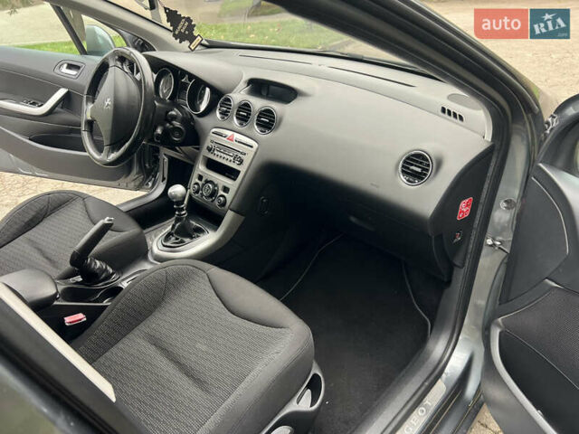 Сірий Пежо 308, об'ємом двигуна 1.6 л та пробігом 194 тис. км за 5650 $, фото 16 на Automoto.ua