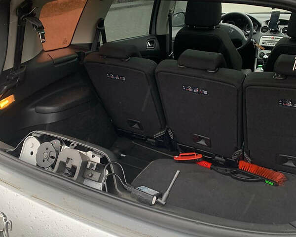 Сірий Пежо 308, об'ємом двигуна 1.56 л та пробігом 190 тис. км за 6800 $, фото 16 на Automoto.ua