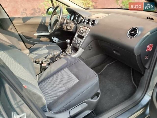 Сірий Пежо 308, об'ємом двигуна 1.6 л та пробігом 244 тис. км за 5700 $, фото 9 на Automoto.ua