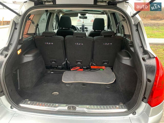 Сірий Пежо 308, об'ємом двигуна 1.56 л та пробігом 190 тис. км за 6800 $, фото 14 на Automoto.ua