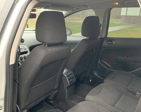 Сірий Пежо 308, об'ємом двигуна 1.56 л та пробігом 190 тис. км за 6800 $, фото 26 на Automoto.ua