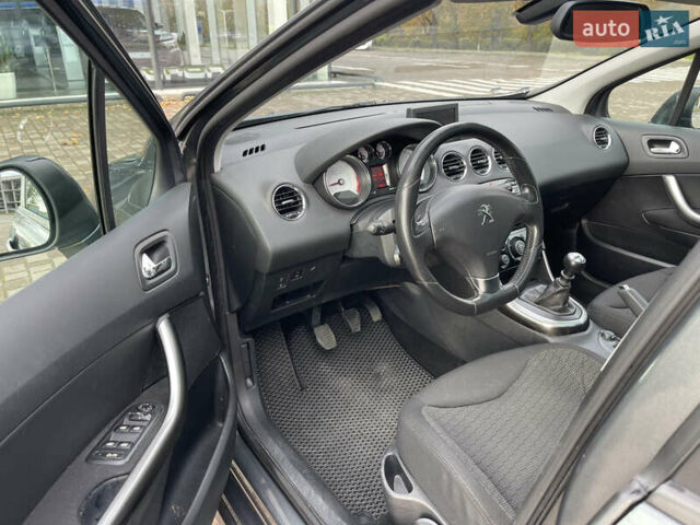 Сірий Пежо 308, об'ємом двигуна 1.56 л та пробігом 275 тис. км за 4999 $, фото 14 на Automoto.ua