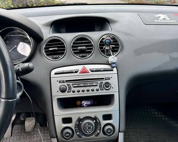 Пежо 308 2011 в Белой Церкве на Automoto.ua Серый Пежо 308, объемом двигателя 1.56 л и пробегом 258 тыс. км за 7000 $, фото 8 на Automoto.ua