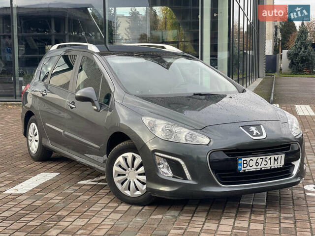 Пежо 308 2011 в Львове на Automoto.ua Серый Пежо 308, объемом двигателя 1.56 л и пробегом 278 тыс. км за 5490 $, фото 1 на Automoto.ua