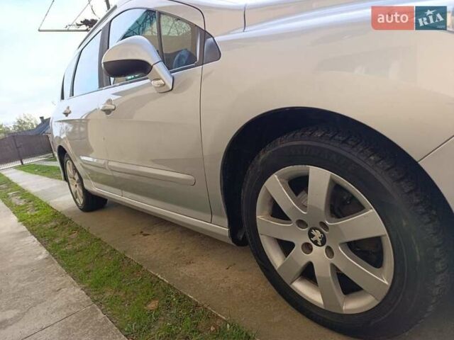 Пежо 308 2011 в Ивано-Франковске на Automoto.ua Серый Пежо 308, объемом двигателя 1.56 л и пробегом 227 тыс. км за 6799 $, фото 1 на Automoto.ua