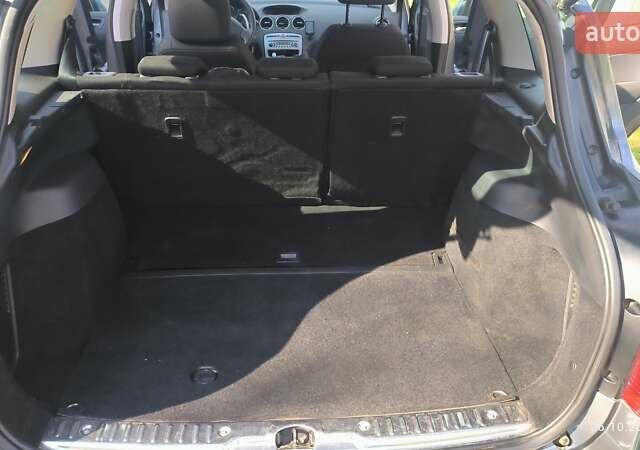 Серый Пежо 308, объемом двигателя 1.56 л и пробегом 200 тыс. км за 6950 $, фото 21 на Automoto.ua