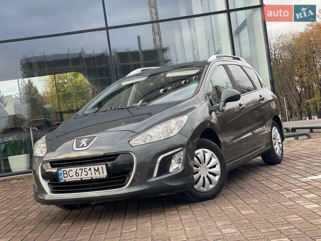 Пежо 308 2011 в Львове на Automoto.ua Серый Пежо 308, объемом двигателя 1.56 л и пробегом 278 тыс. км за 5490 $, фото 4 на Automoto.ua