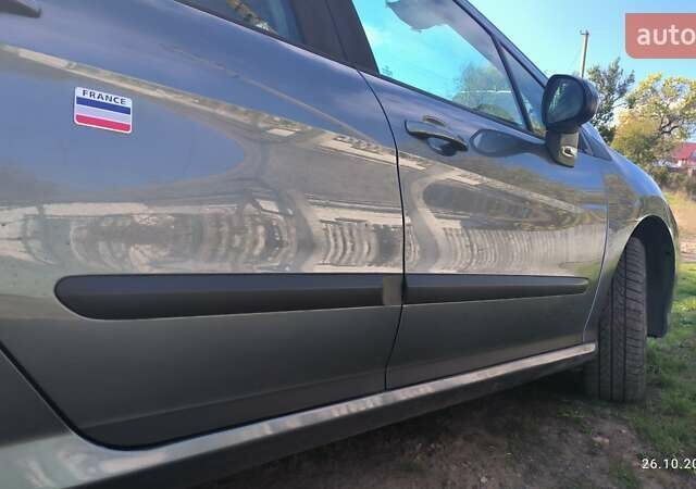 Серый Пежо 308, объемом двигателя 1.56 л и пробегом 200 тыс. км за 6950 $, фото 7 на Automoto.ua
