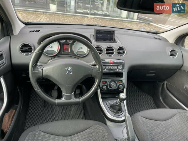 Сірий Пежо 308, об'ємом двигуна 1.56 л та пробігом 275 тис. км за 4999 $, фото 21 на Automoto.ua