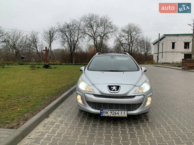 Сірий Пежо 308, об'ємом двигуна 1.56 л та пробігом 190 тис. км за 6800 $, фото 2 на Automoto.ua