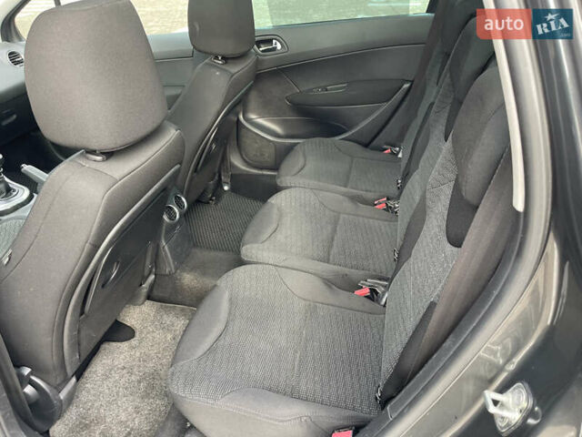 Сірий Пежо 308, об'ємом двигуна 1.56 л та пробігом 275 тис. км за 4999 $, фото 20 на Automoto.ua