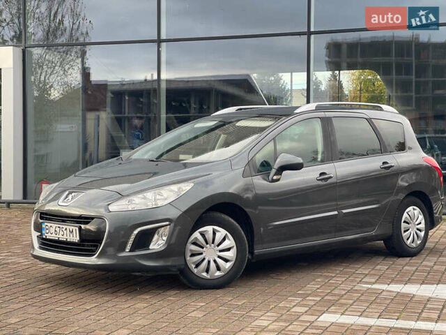 Пежо 308 2011 в Львове на Automoto.ua Серый Пежо 308, объемом двигателя 1.56 л и пробегом 278 тыс. км за 5490 $, фото 5 на Automoto.ua