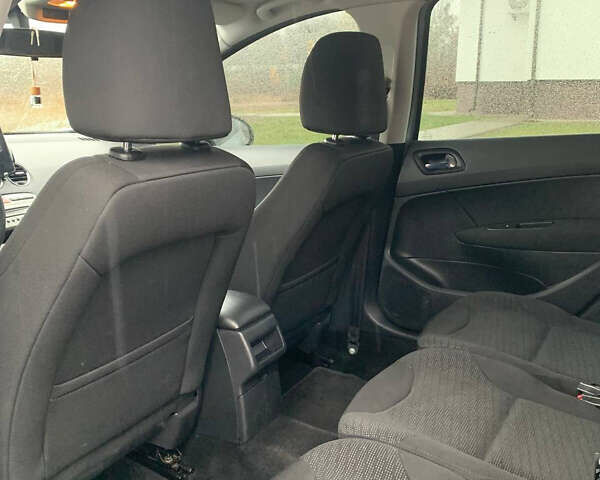 Сірий Пежо 308, об'ємом двигуна 1.56 л та пробігом 190 тис. км за 6800 $, фото 27 на Automoto.ua