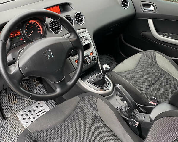 Сірий Пежо 308, об'ємом двигуна 1.56 л та пробігом 266 тис. км за 6400 $, фото 12 на Automoto.ua