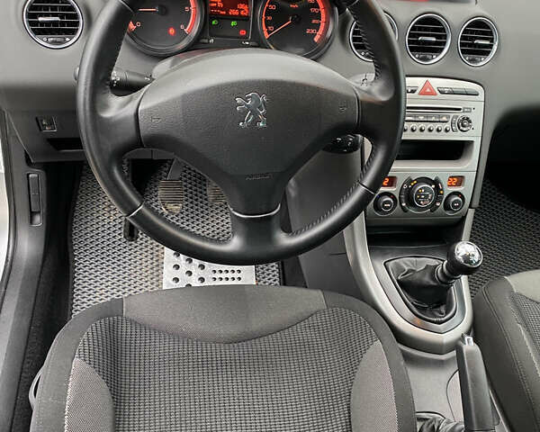 Сірий Пежо 308, об'ємом двигуна 1.56 л та пробігом 266 тис. км за 6400 $, фото 13 на Automoto.ua