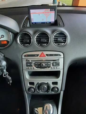 Серый Пежо 308, объемом двигателя 1.6 л и пробегом 254 тыс. км за 8500 $, фото 8 на Automoto.ua