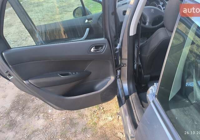 Серый Пежо 308, объемом двигателя 1.56 л и пробегом 200 тыс. км за 6950 $, фото 17 на Automoto.ua