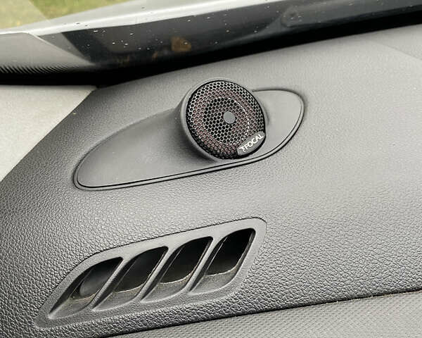 Сірий Пежо 308, об'ємом двигуна 1.56 л та пробігом 266 тис. км за 6400 $, фото 14 на Automoto.ua