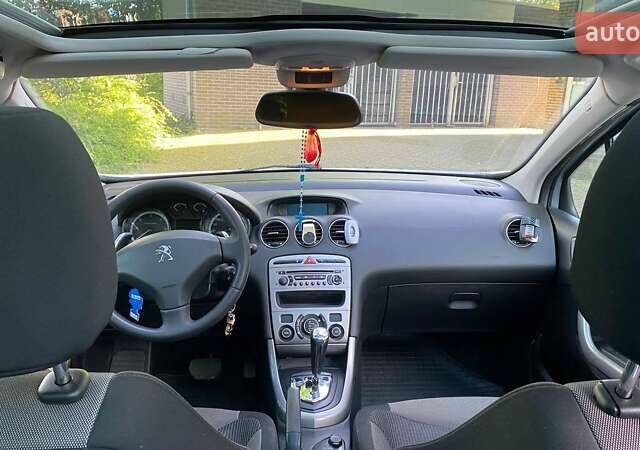 Сірий Пежо 308, об'ємом двигуна 1.6 л та пробігом 230 тис. км за 5800 $, фото 5 на Automoto.ua