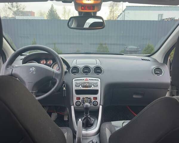 Серый Пежо 308, объемом двигателя 1.6 л и пробегом 143 тыс. км за 5500 $, фото 8 на Automoto.ua