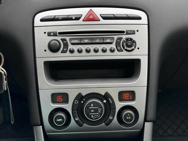 Сірий Пежо 308, об'ємом двигуна 1.6 л та пробігом 206 тис. км за 6480 $, фото 16 на Automoto.ua