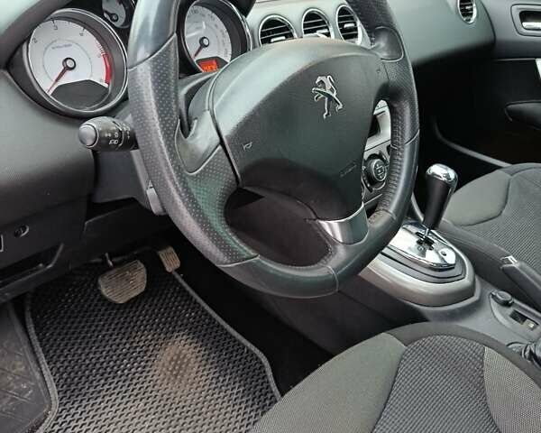 Серый Пежо 308, объемом двигателя 1.6 л и пробегом 260 тыс. км за 7999 $, фото 6 на Automoto.ua