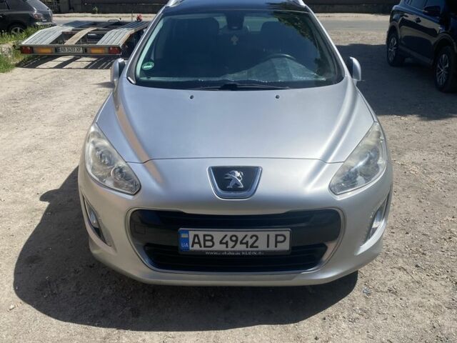 Серый Пежо 308, объемом двигателя 1.6 л и пробегом 265 тыс. км за 7300 $, фото 1 на Automoto.ua
