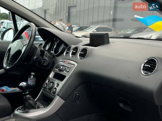 Серый Пежо 308, объемом двигателя 1.6 л и пробегом 349 тыс. км за 5690 $, фото 11 на Automoto.ua