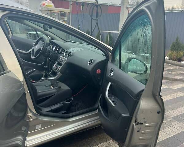 Серый Пежо 308, объемом двигателя 1.6 л и пробегом 143 тыс. км за 5500 $, фото 6 на Automoto.ua