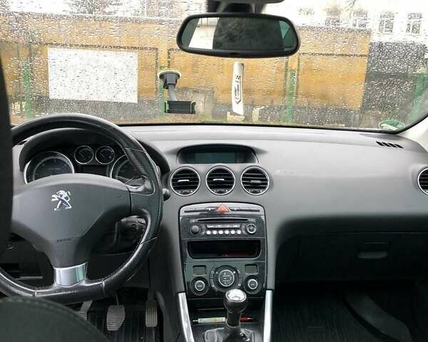 Серый Пежо 308, объемом двигателя 1.6 л и пробегом 240 тыс. км за 5300 $, фото 1 на Automoto.ua