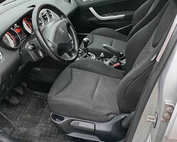 Серый Пежо 308, объемом двигателя 1.6 л и пробегом 245 тыс. км за 6000 $, фото 26 на Automoto.ua