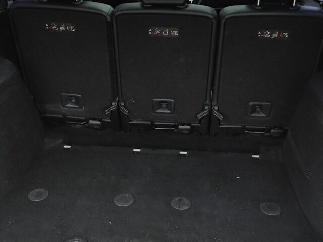 Серый Пежо 308, объемом двигателя 1.6 л и пробегом 208 тыс. км за 6500 $, фото 7 на Automoto.ua