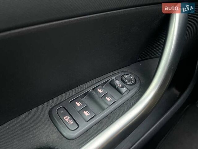 Сірий Пежо 308, об'ємом двигуна 1.56 л та пробігом 288 тис. км за 6200 $, фото 17 на Automoto.ua