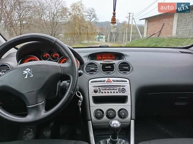 Серый Пежо 308, объемом двигателя 1.6 л и пробегом 245 тыс. км за 6000 $, фото 9 на Automoto.ua