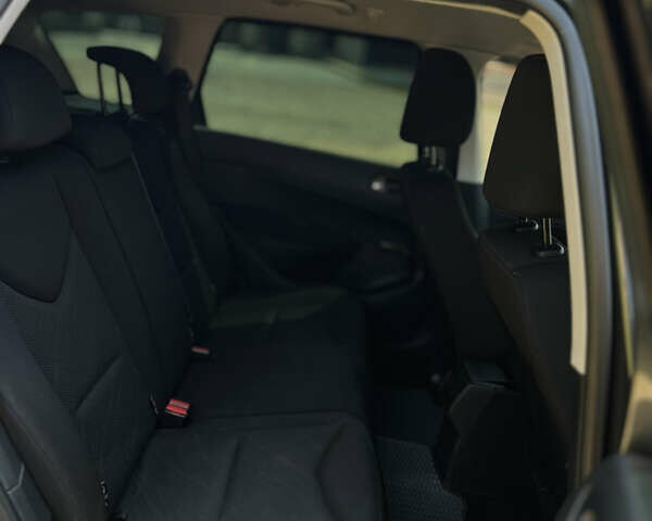 Серый Пежо 308, объемом двигателя 1.56 л и пробегом 260 тыс. км за 6500 $, фото 13 на Automoto.ua