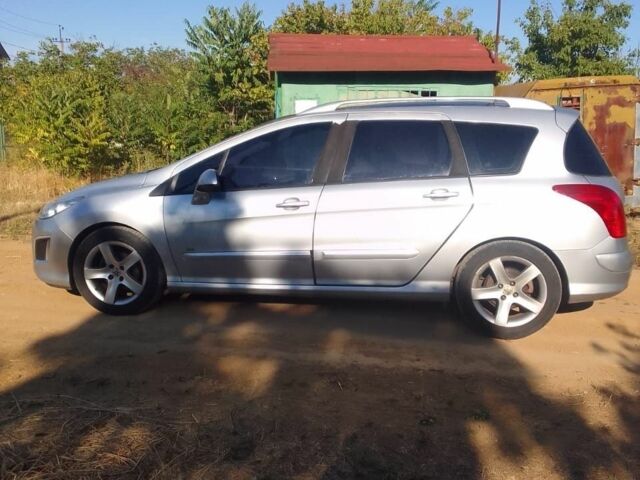 Серый Пежо 308, объемом двигателя 1.6 л и пробегом 208 тыс. км за 6500 $, фото 1 на Automoto.ua