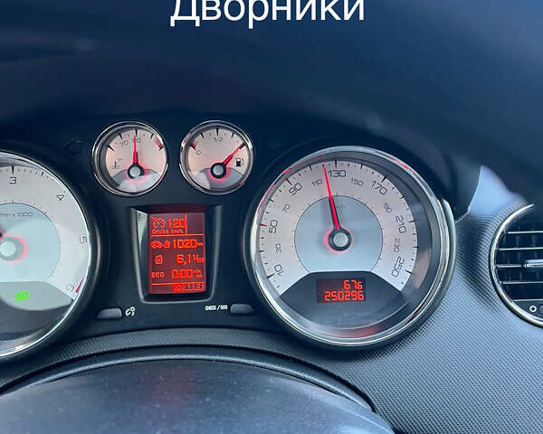 Серый Пежо 308, объемом двигателя 1.56 л и пробегом 260 тыс. км за 6500 $, фото 24 на Automoto.ua