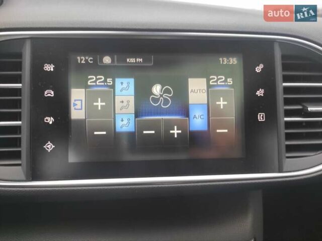 Сірий Пежо 308, об'ємом двигуна 1.2 л та пробігом 190 тис. км за 8200 $, фото 32 на Automoto.ua