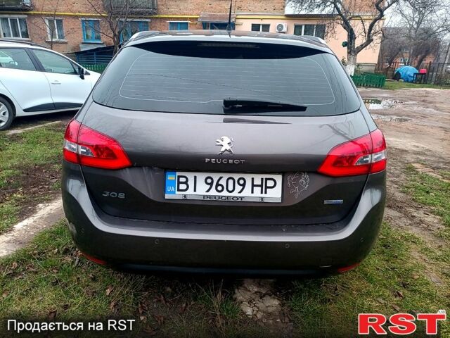 Серый Пежо 308, объемом двигателя 1.6 л и пробегом 245 тыс. км за 8500 $, фото 7 на Automoto.ua