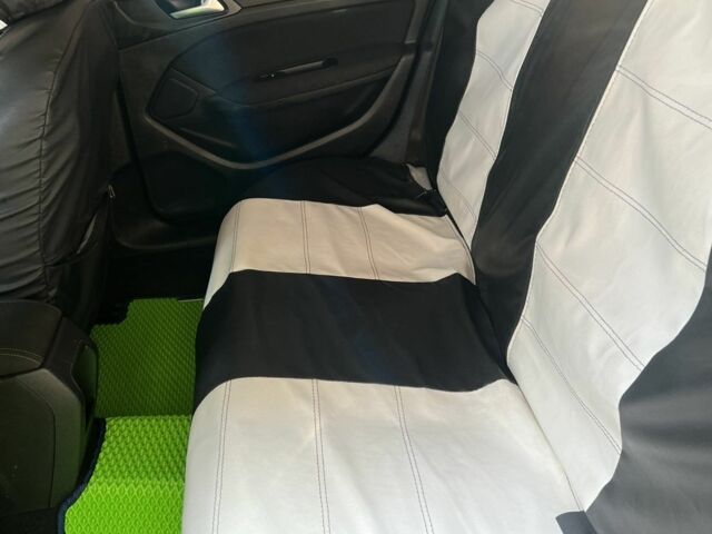 Серый Пежо 308, объемом двигателя 1.6 л и пробегом 229 тыс. км за 7300 $, фото 5 на Automoto.ua