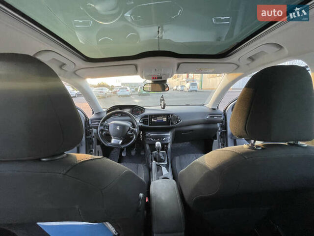 Серый Пежо 308, объемом двигателя 1.56 л и пробегом 261 тыс. км за 7700 $, фото 13 на Automoto.ua
