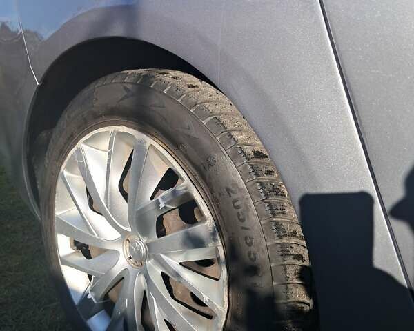 Серый Пежо 308, объемом двигателя 1.56 л и пробегом 259 тыс. км за 7400 $, фото 35 на Automoto.ua