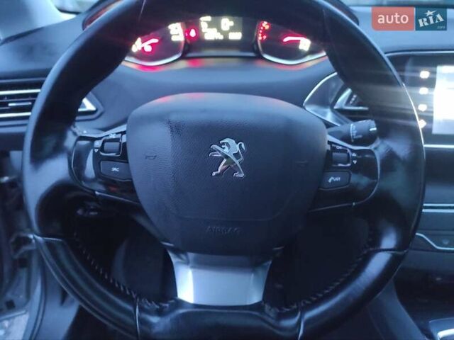 Сірий Пежо 308, об'ємом двигуна 1.2 л та пробігом 190 тис. км за 8200 $, фото 26 на Automoto.ua