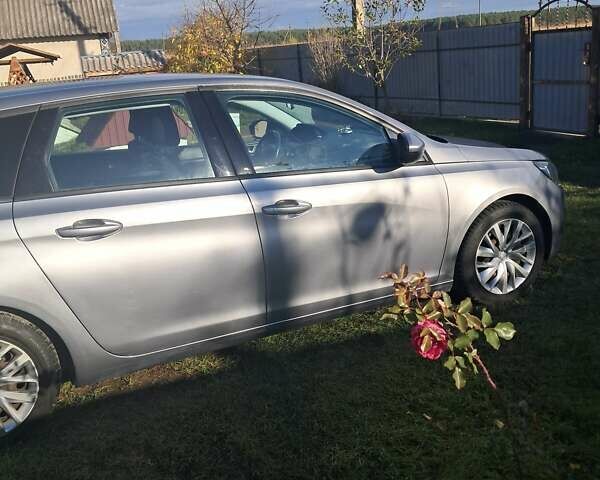 Серый Пежо 308, объемом двигателя 1.56 л и пробегом 259 тыс. км за 7400 $, фото 7 на Automoto.ua